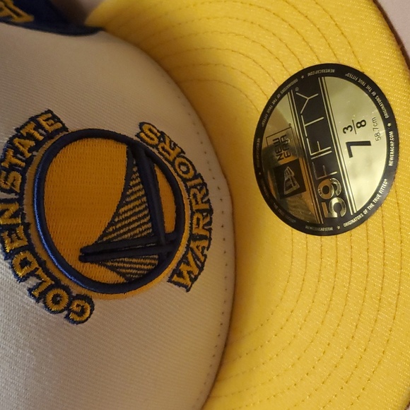 Hat - Picture 3 of 5